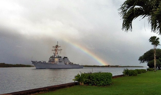 Okręt Marynarki Wojennej USA w Pearl Harbor /U.S. Navy/Dustin W. Sisco / Rex /East News