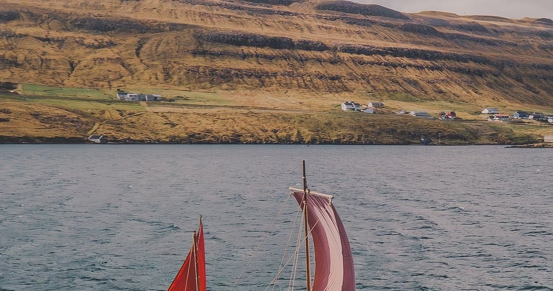 Okręt Naddoddur /sail2north /Instagram