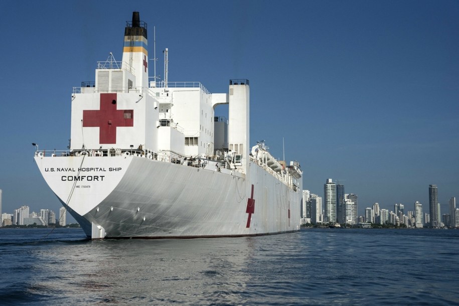 Okręt szpitalny USNS Comfort /HANDOUT/AFP/East News /East News