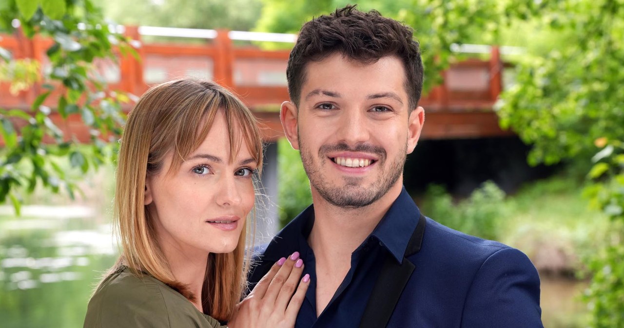 Ola (Michalina Robakiewicz) jest dziewczyną, na jaką Justin (Jasper Sołtysiewicz) od dawna czekał /Źródło: AIM