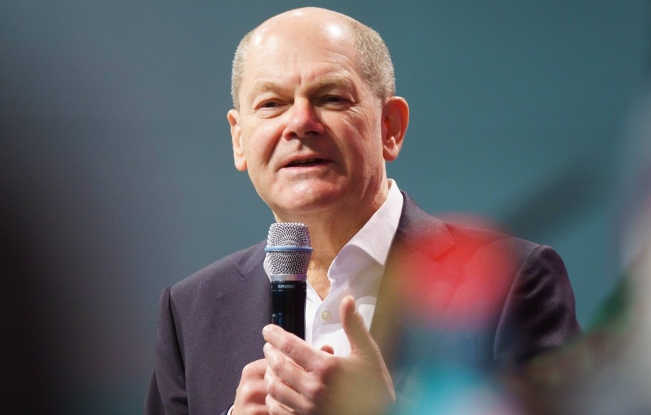 Olaf Scholz /FRANK RUMPENHORST /PAP/EPA