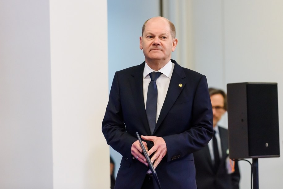 Olaf Scholz /Shutterstock