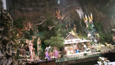 Olbrzymia szopka w Panewnikach przyciąga tłumy