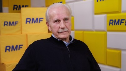 Olechowski: Prezydent rozciąga konstytucję jak stare gacie