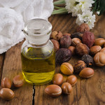 Olej arganowy - łagodzi bóle stawów, zapobiega zmarszczkom