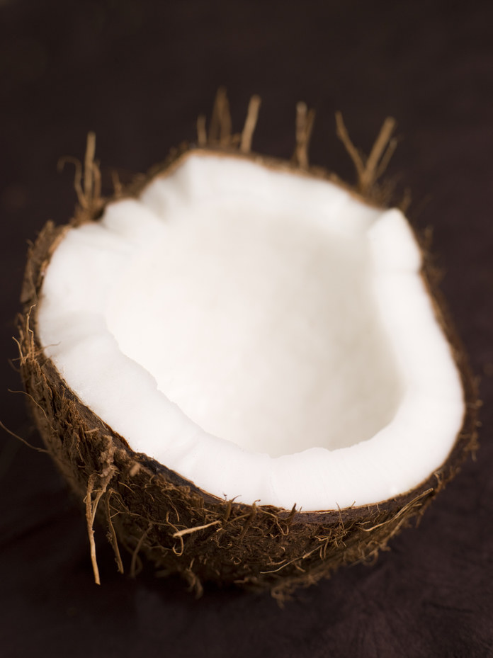 olej kokosowy leczenie /© Photogenica