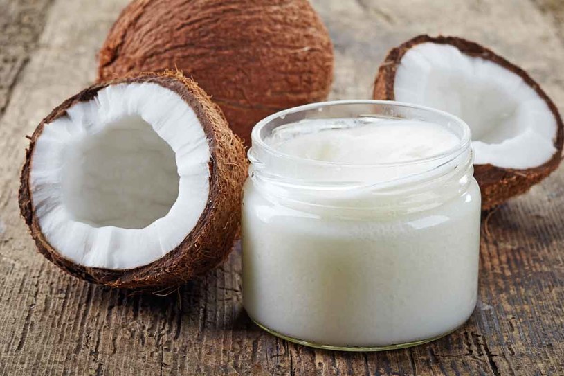 Olej kokosowy - wystarczy łyżeczka dziennie /123RF/PICSEL