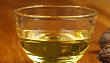 Olej, który pięknie pachnie, ale skrywa zestaw witamin. Najlepszy na prace mózgu, wysoki cholesterol i dobra pracę serca 