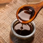 Olej z orzechów włoskich. Naturalne serum przeciwzmarszczkowe dla dojrzałej skóry