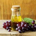 Olej z pestek winogron dla zdrowych włosów