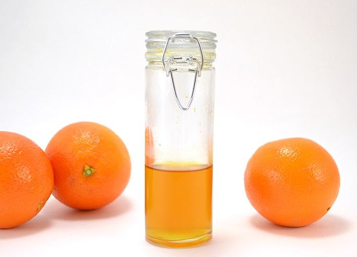 olejek pomarańczowy /© Photogenica