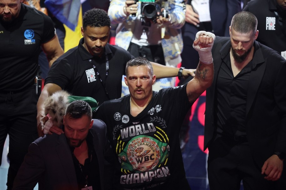 Ołeksandr Usyk /ALI HAIDER   /PAP/EPA