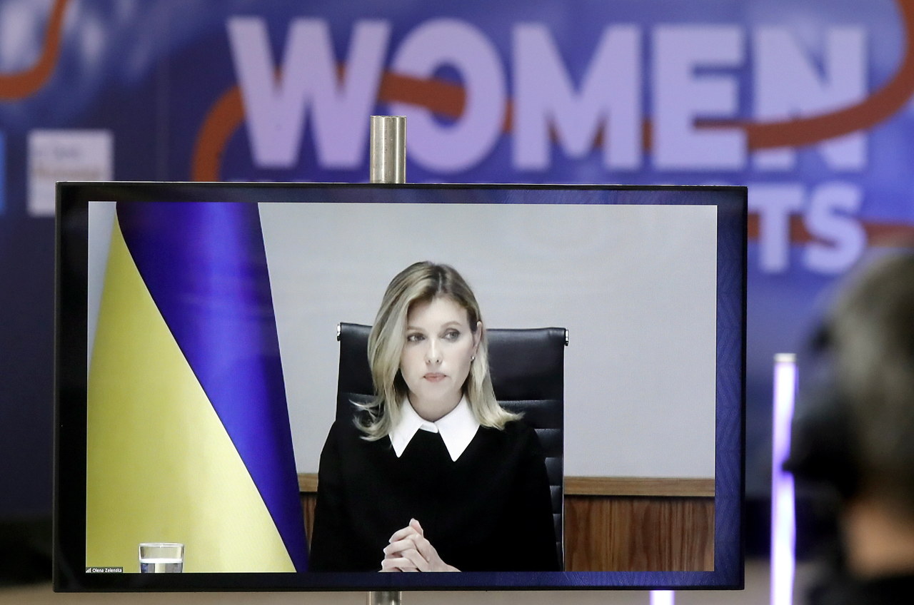 Ołena Zełenska: Ponad 1000 kobiet dowodzi w armii ukraińskiej