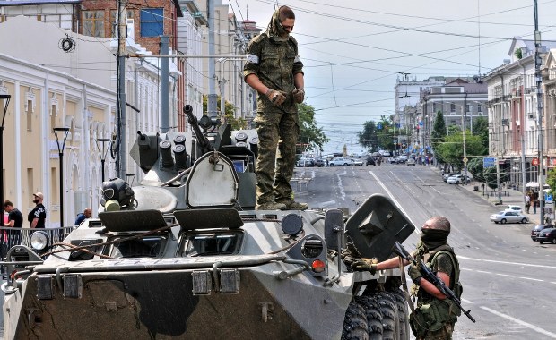 Oligarchowie opuszczają Moskwę. Na radarach "samolot Putina"