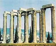 Olimpiejon - światynia Zeusa Olimpijskiegow Atenach, II w. p.n.e. /Encyklopedia Internautica