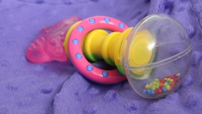 Olsztyn: Półtoramiesięczny chłopiec mógł zginąć od uderzeń o podłogę