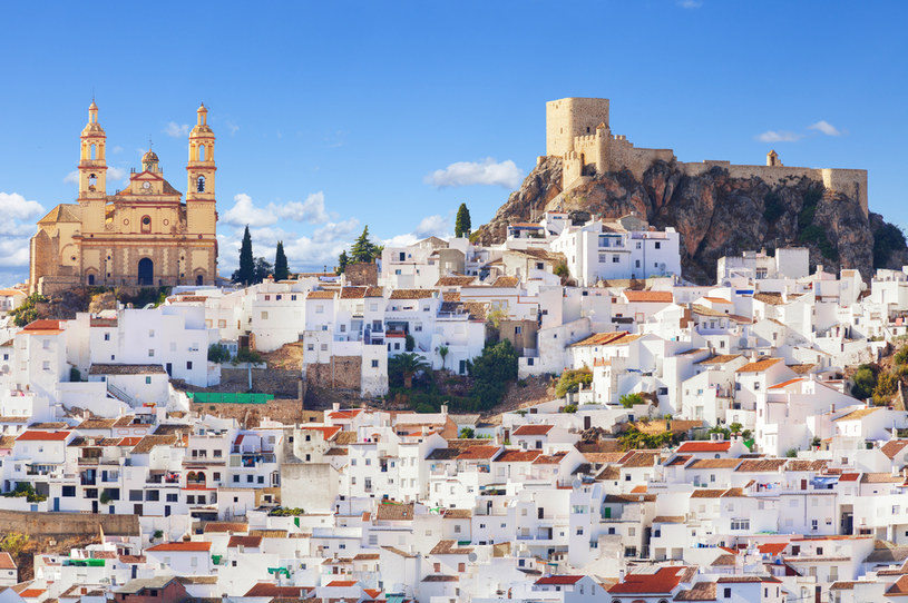 Olvera, hiszpańskiego miasto mieszczące się na południu, w regionie Andaluzja. /123RF/PICSEL