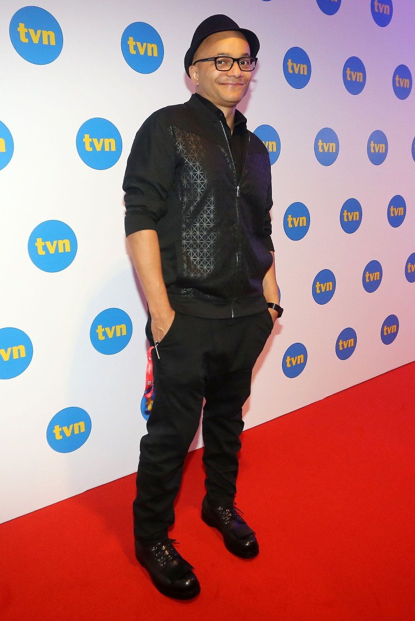 Omar Sangare z młodziutkim mężem w Sopocie! Pamiętacie go? pomponik.pl