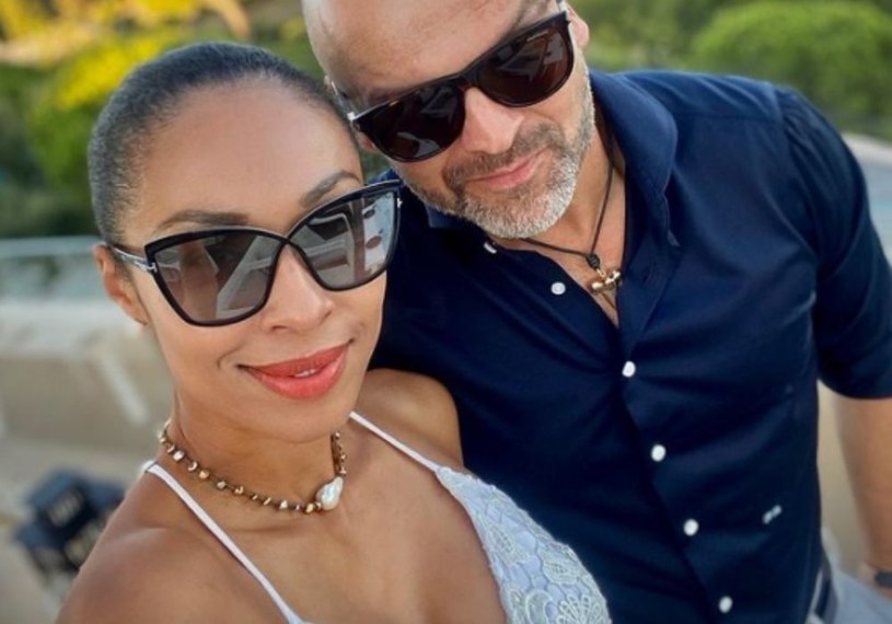 Omenaa Mensah świętuje z mężem trzecią rocznicę ślubu /Instagram/omenaamensah