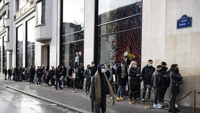 Omikron jest już dominującym wariantem wirusa we Francji