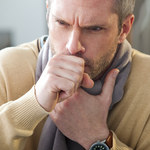 Omikron, przeziębienie, a może alergia? Jak odróżnić objawy?