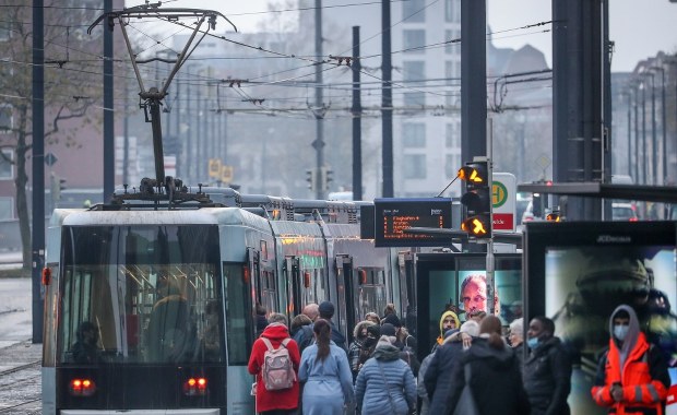 Omikron u naszych sąsiadów? Podejrzane przypadki w Czechach i Niemczech  
