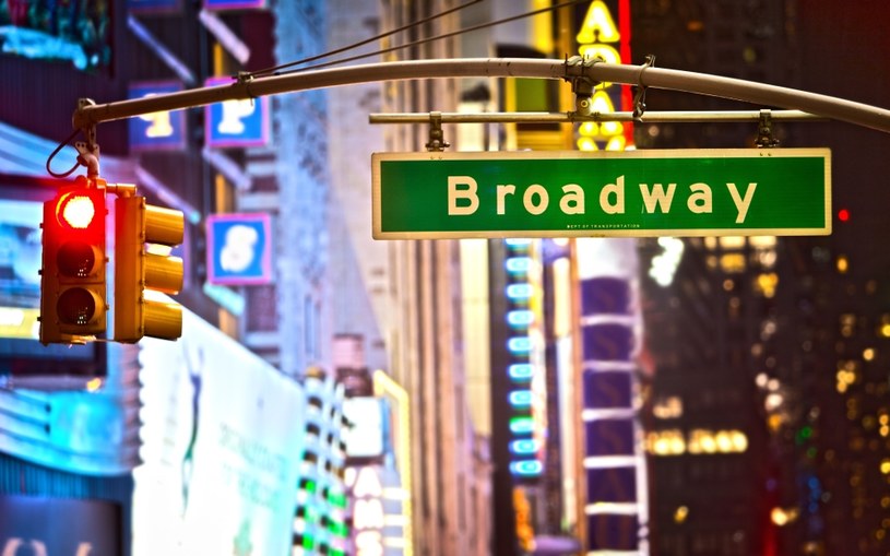 Omikron uderza w Broadway. Opuszczone kurtyny i chorujący aktorzy. Zdj. ilustracyjne /123RF/PICSEL