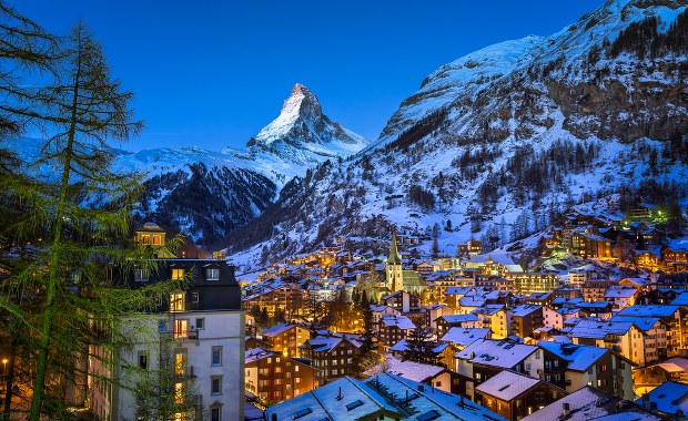 Omikron w Europie. Co z wyjazdami na narty?