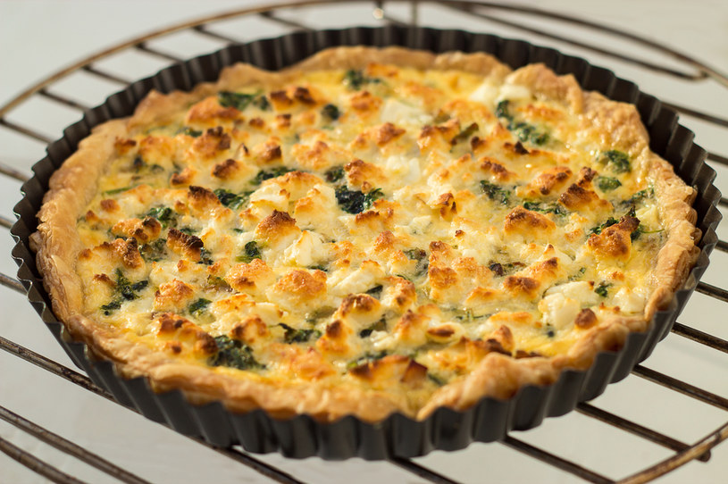 Omlet ze szpinakiem i serkiem ricotta /123RF/PICSEL