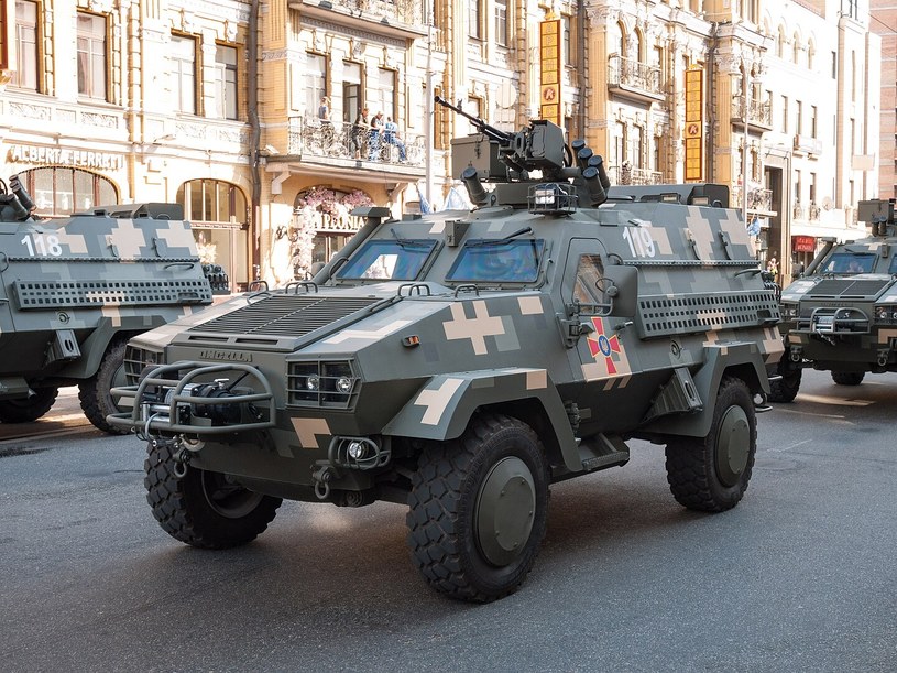 Oncilla w barwach ukraińskiej armii. Pojazd waży 8,8 ton przy długości 5,8, szerokości 2,5 i wysokości 2,3 metra /VoidWanderer /Wikimedia