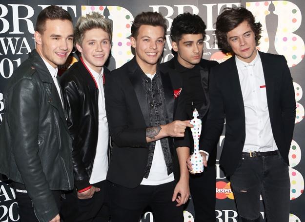One Direction podczas gali Brit Awards - fot. Tim Whitby /Getty Images/Flash Press Media