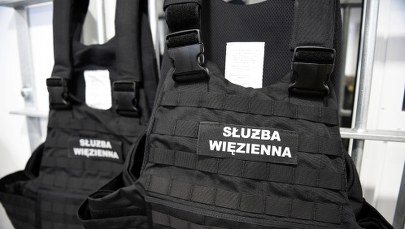 Onet: Wysoki funkcjonariusz Służby Więziennej potrącił śmiertelnie kobietę
