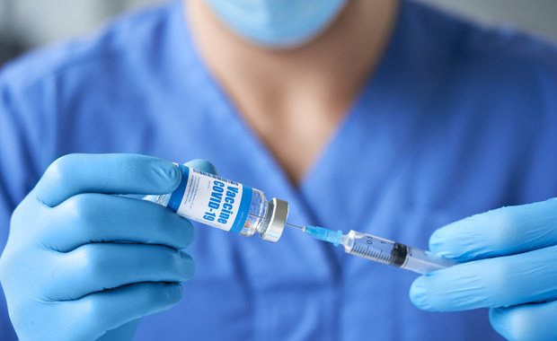 Onkolog: Chorzy na nowotwory nie powinni odkładać szczepienia