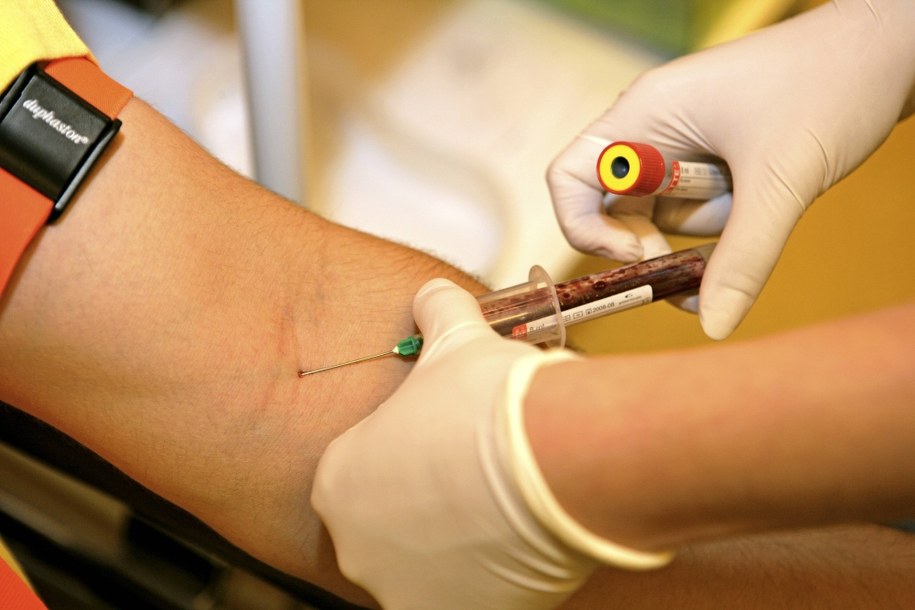 ONZ ostrzega przed nawrotem epidemii AIDS /McPHOTOf /PAP/EPA