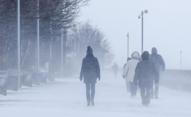 Opady śniegu, ostrzeżenie przed wiatrem. IMGW wydał alerty