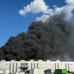 Opanowano pożar w centrum handlowym w Wólce Kosowskiej