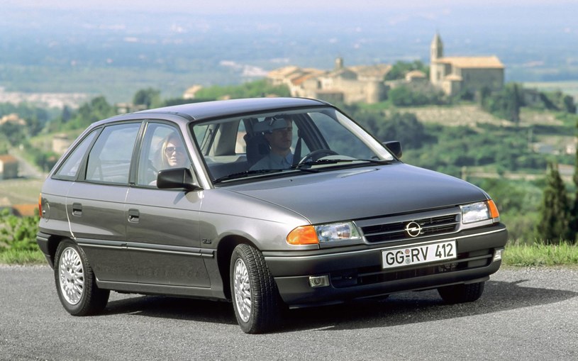 Opel Astra F kończy 30 lat /Informacja prasowa