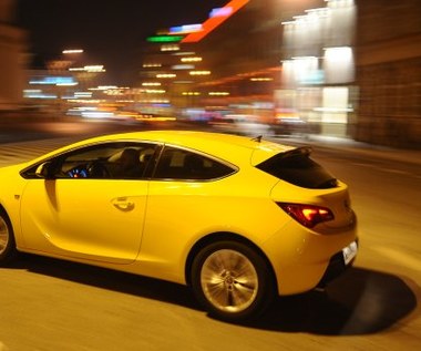Opel Astra GTC 2.0 CDTI Sport - test