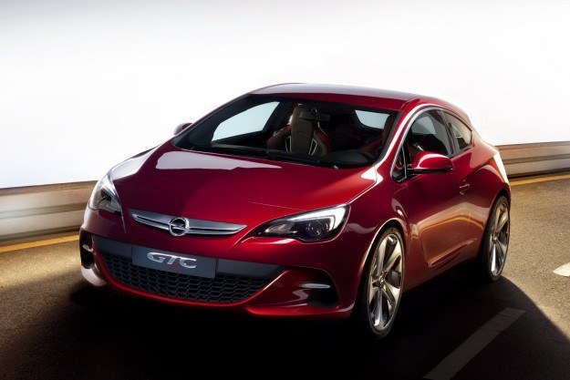 Opel astra GTC /Informacja prasowa