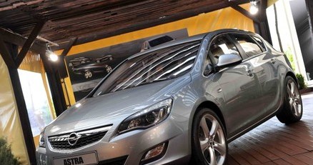 Opel astra IV /  Fot: Gergely Besenyei /INTERIA.PL