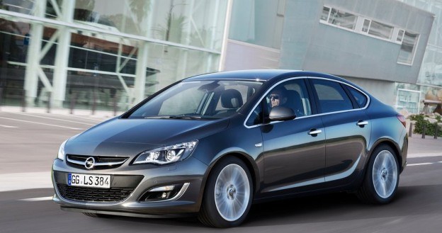 Opel Astra IV sedan (2012) /Opel