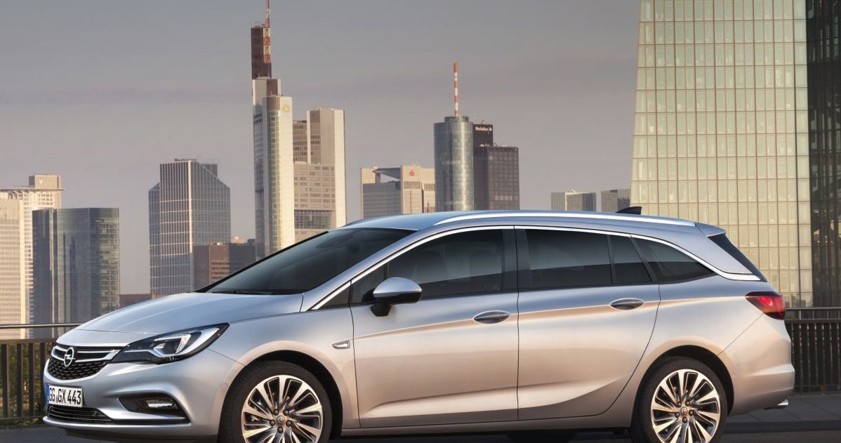 Opel Astra kombi /Informacja prasowa