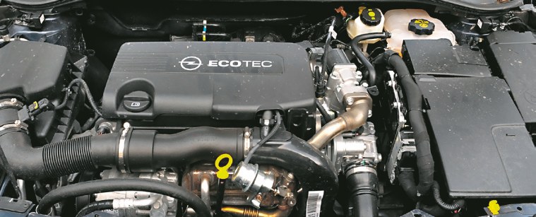 OPEL Astra nie zachwyca swoim 1,7-litrowym dieslem. Części są stosunkowo drogie. /Motor