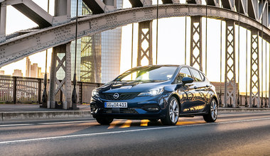 Opel Astra: oszczędny i dynamiczny hatchback