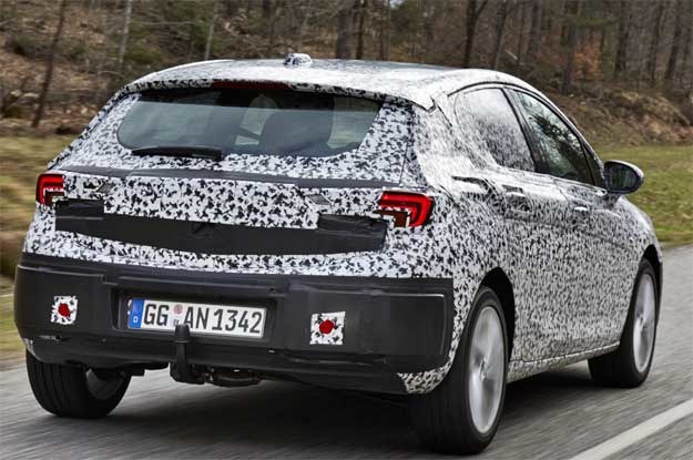 Opel Astra V /Informacja prasowa