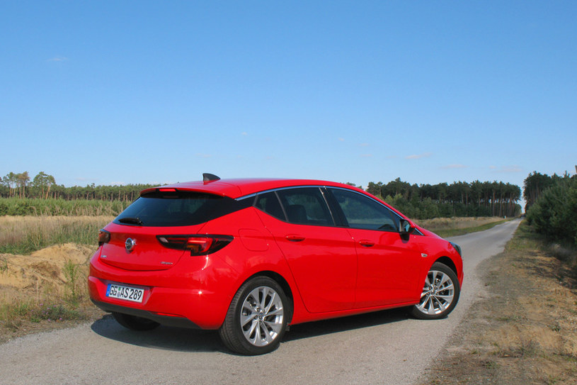 Opel Astra /INTERIA.PL