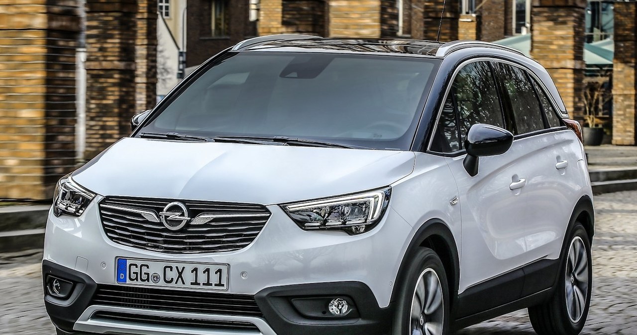Opel Crossland X - jedno z najszybciej sprzedająych się używanych aut w Polsce /Informacja prasowa