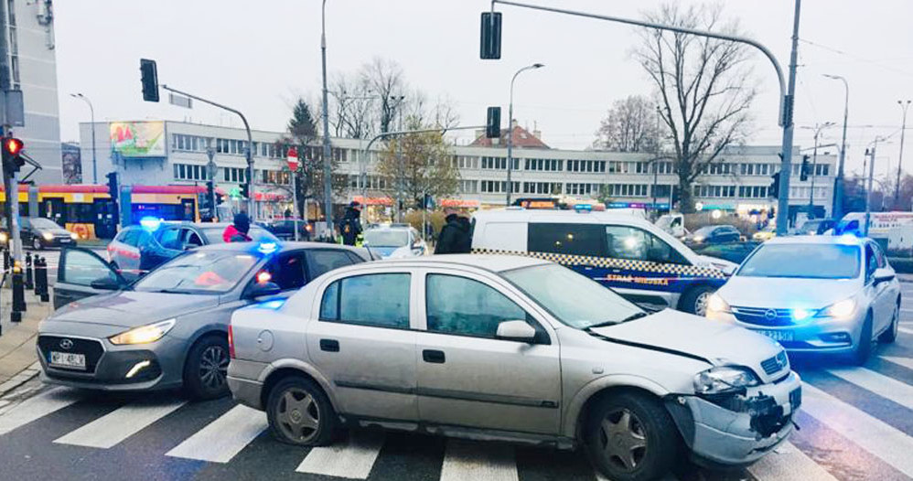 Opel Gruzinów po pościgu /Policja