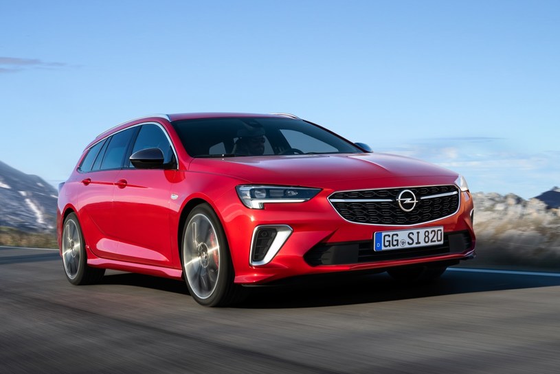 Opel Insignia GSi po modernizacji /Informacja prasowa
