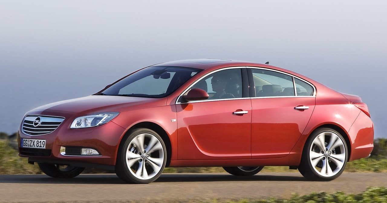 Opel Insignia pierwszej generacji była oferowana jako hatchback, sedan i kombi /materiały prasowe